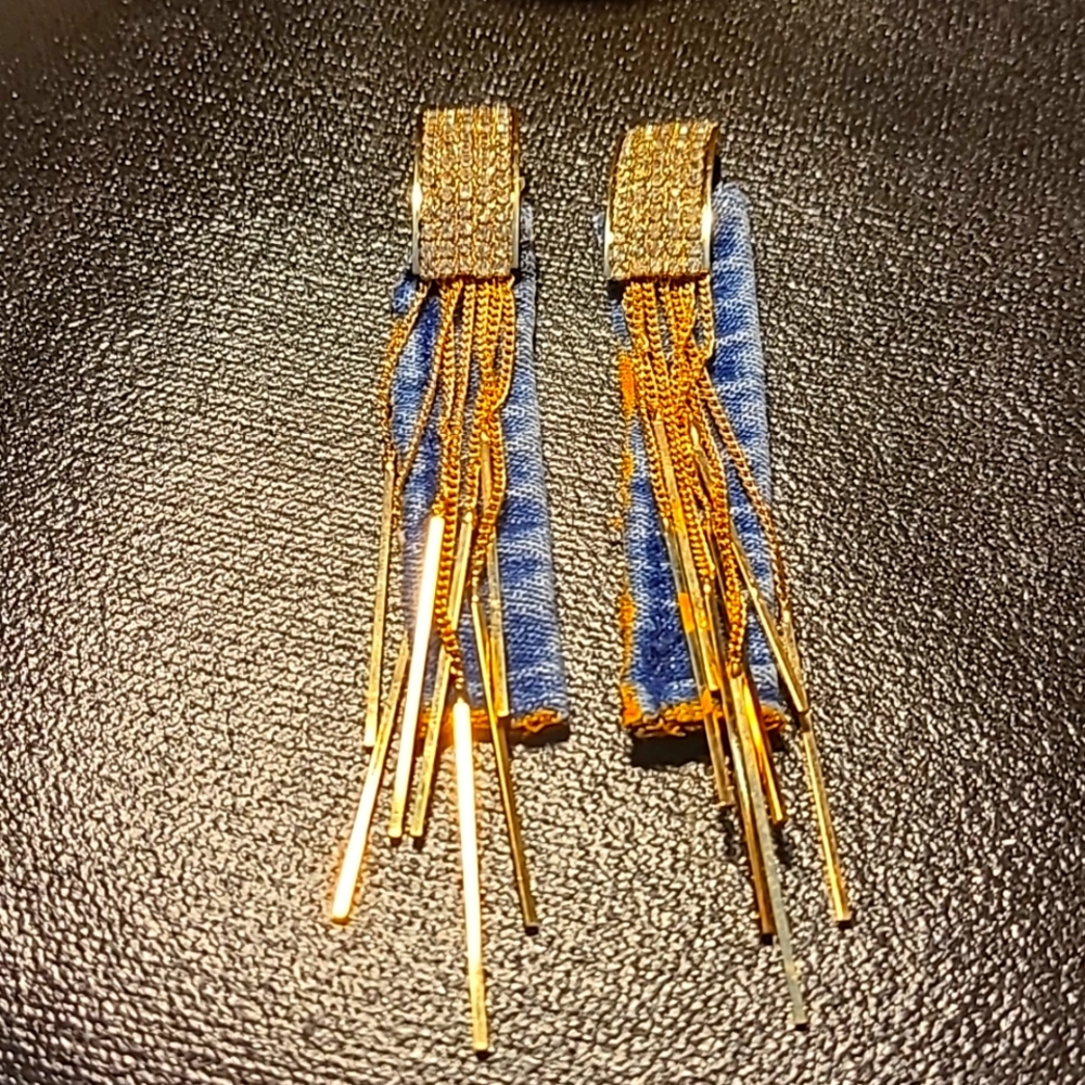 Clip on blue jeans denim fabric earrings - Picture 5 of 10